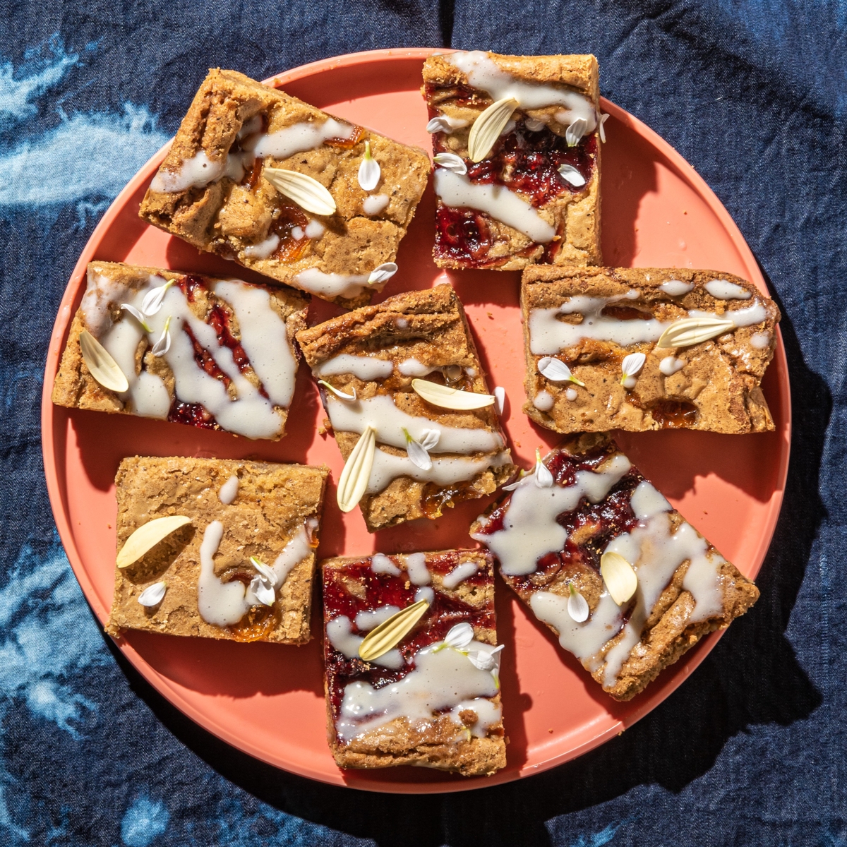 May Microbakery - Citrus & Berry Blondie Box