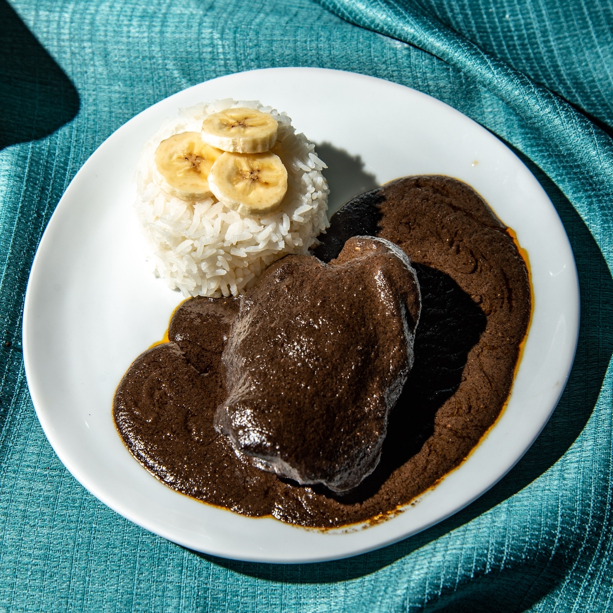 Guelaguetza - Chicken Mole Rojo
